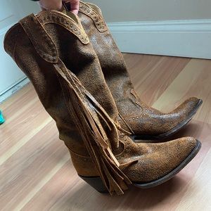 Idyllwind by Miranda Lambert fringe boots